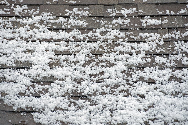 Learn about roof damage from storms with tips from a shingle roofer in Davenport.